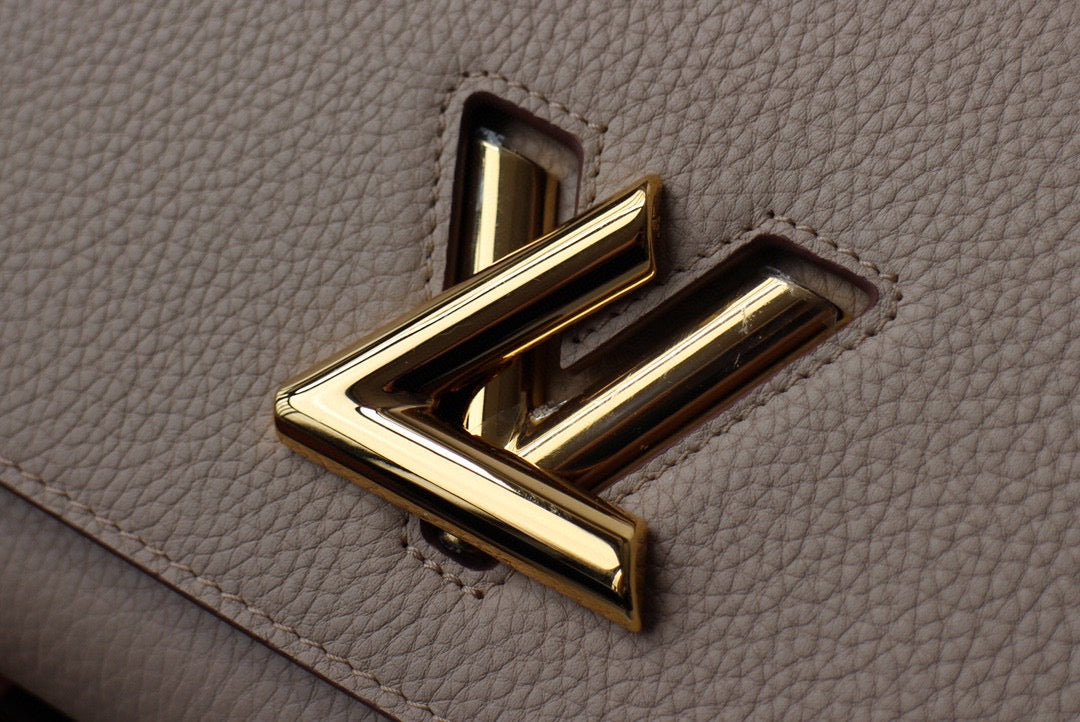 Louis Vuitton Twist One Handle Pm 25Cm Greige
