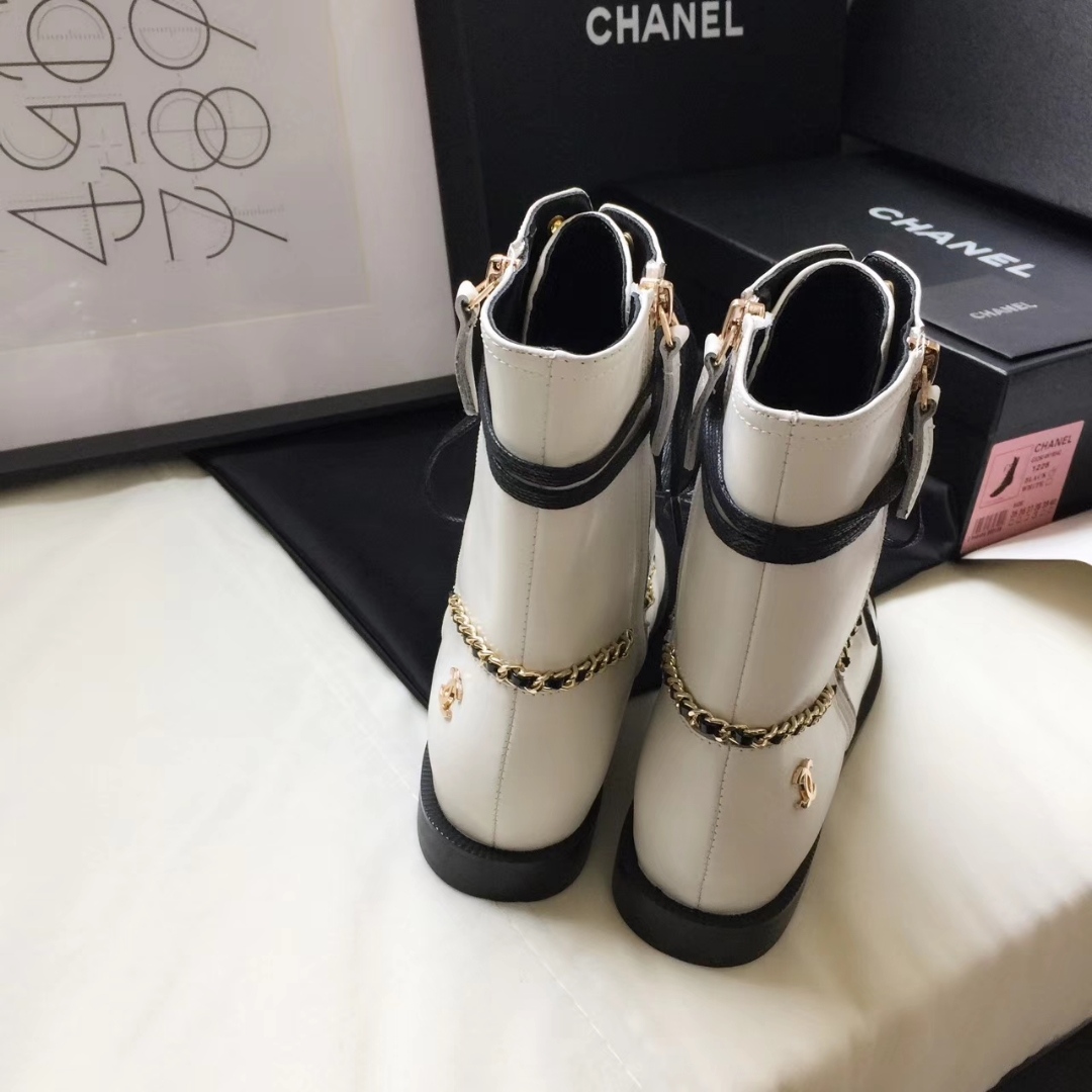 Chanel Botas Para Mujer White And Black