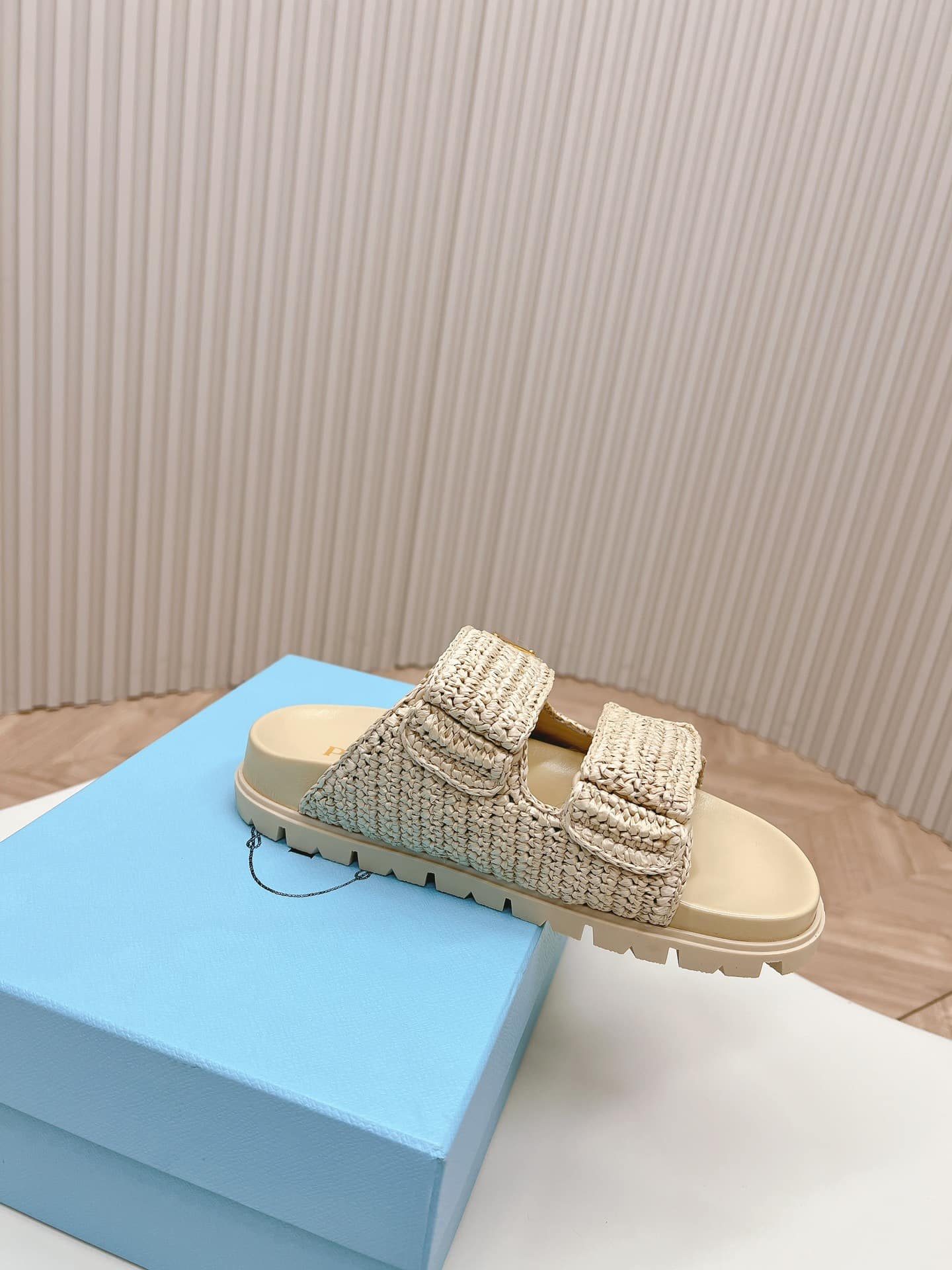 Prada Fussbett Raffia Dual Buckle Slide Sandals Beige