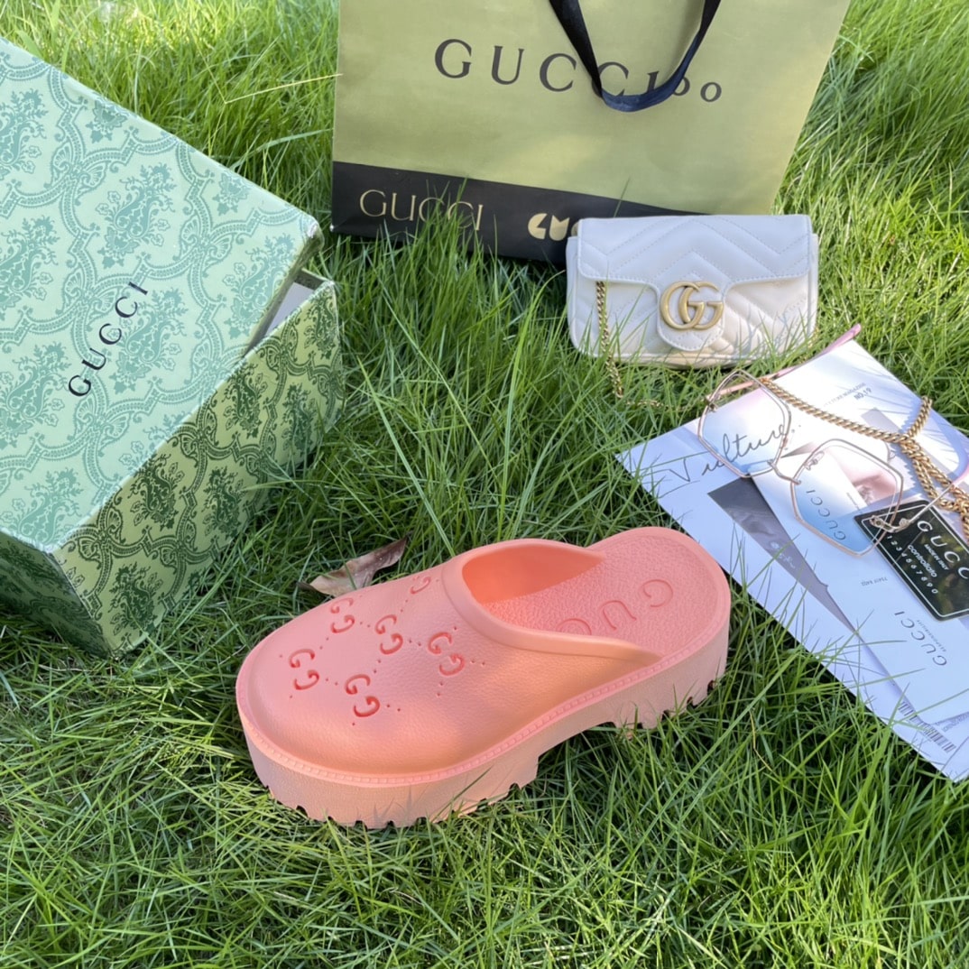 Gucci Men’S Slip On Sandal Pink Gg Rubber