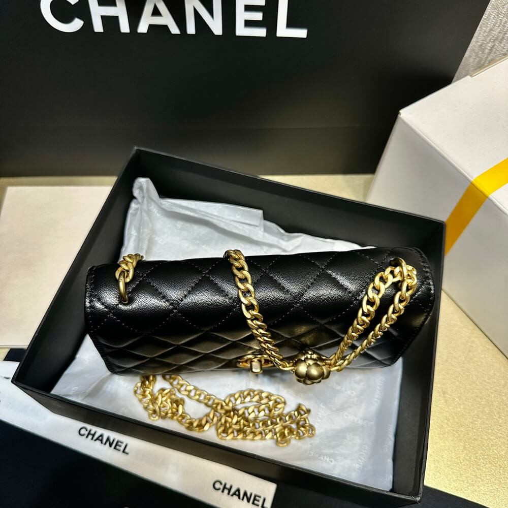 Chanel Camellia Crush Wallet On Chain Lambskin 19.2cm