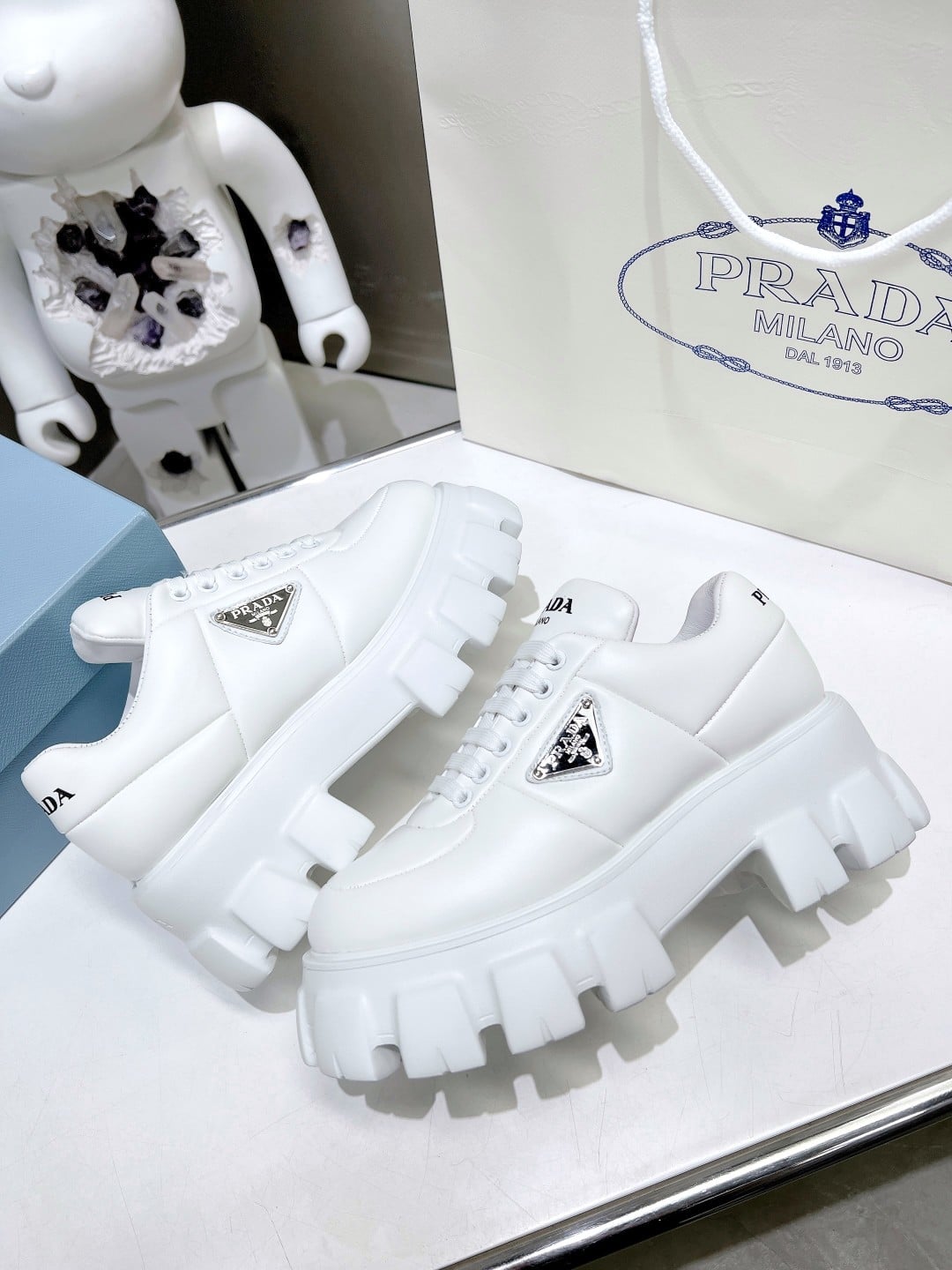 Prada Soft Padded Nappa Leather Lace Up Shoes White