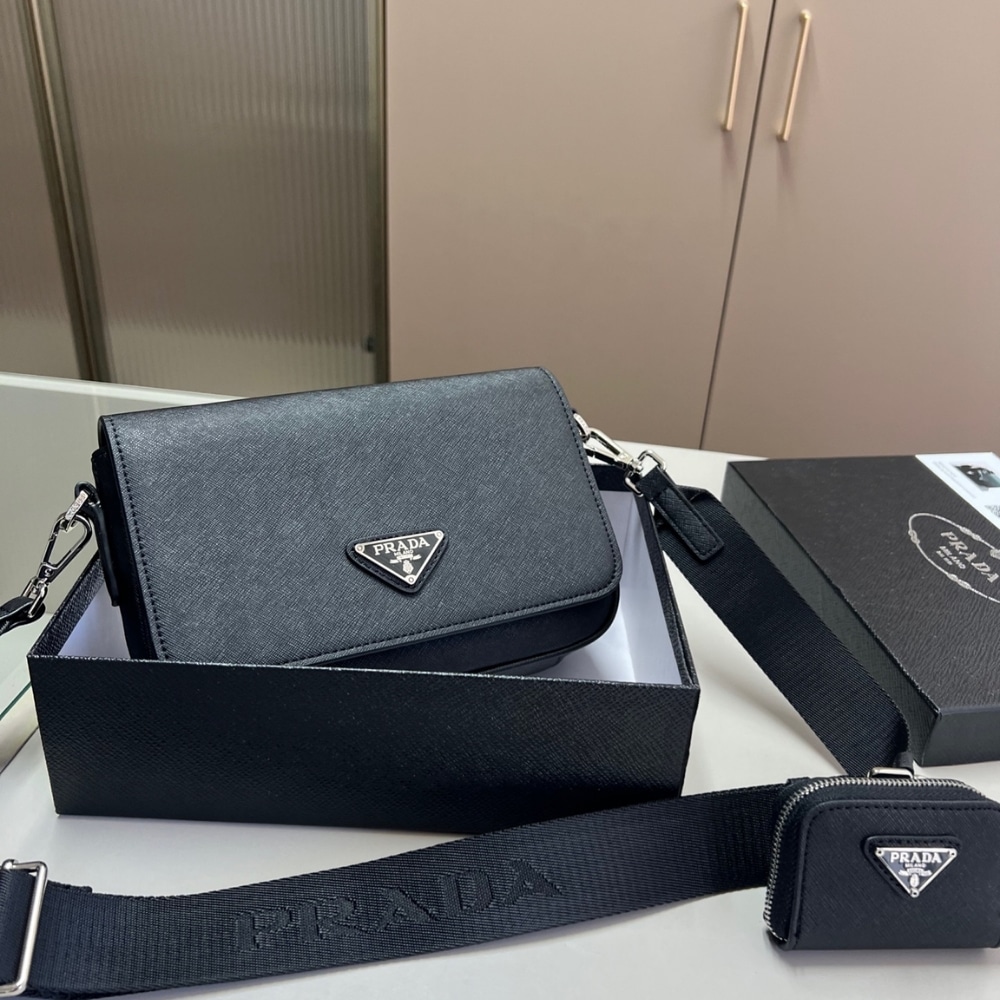 Prada Saffiano Leather Shoulder Bag 22Cm