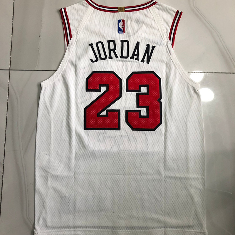 AU Player Edition: Chicago Bulls 23# White Jordan