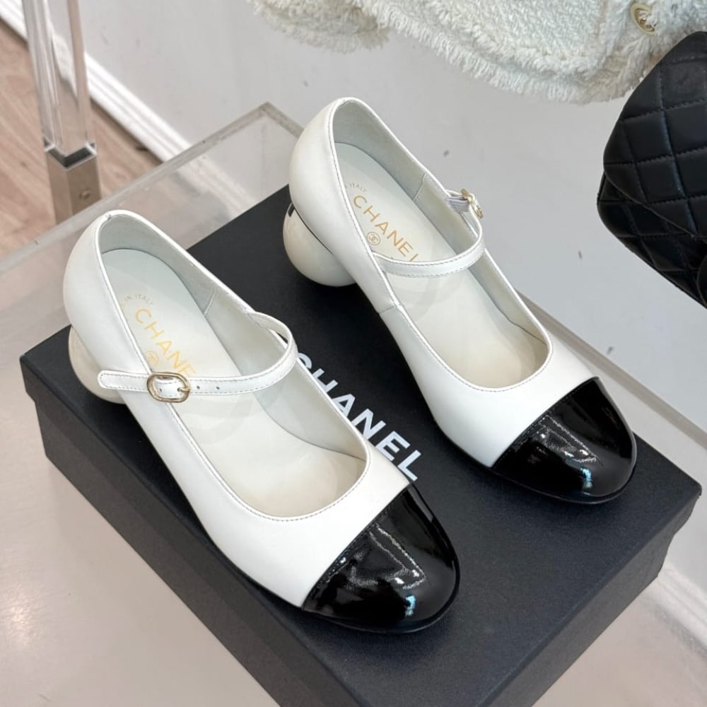 Chanel Mary Janes Patent And Imitation Pearls White Black G46775 B22202 U4186