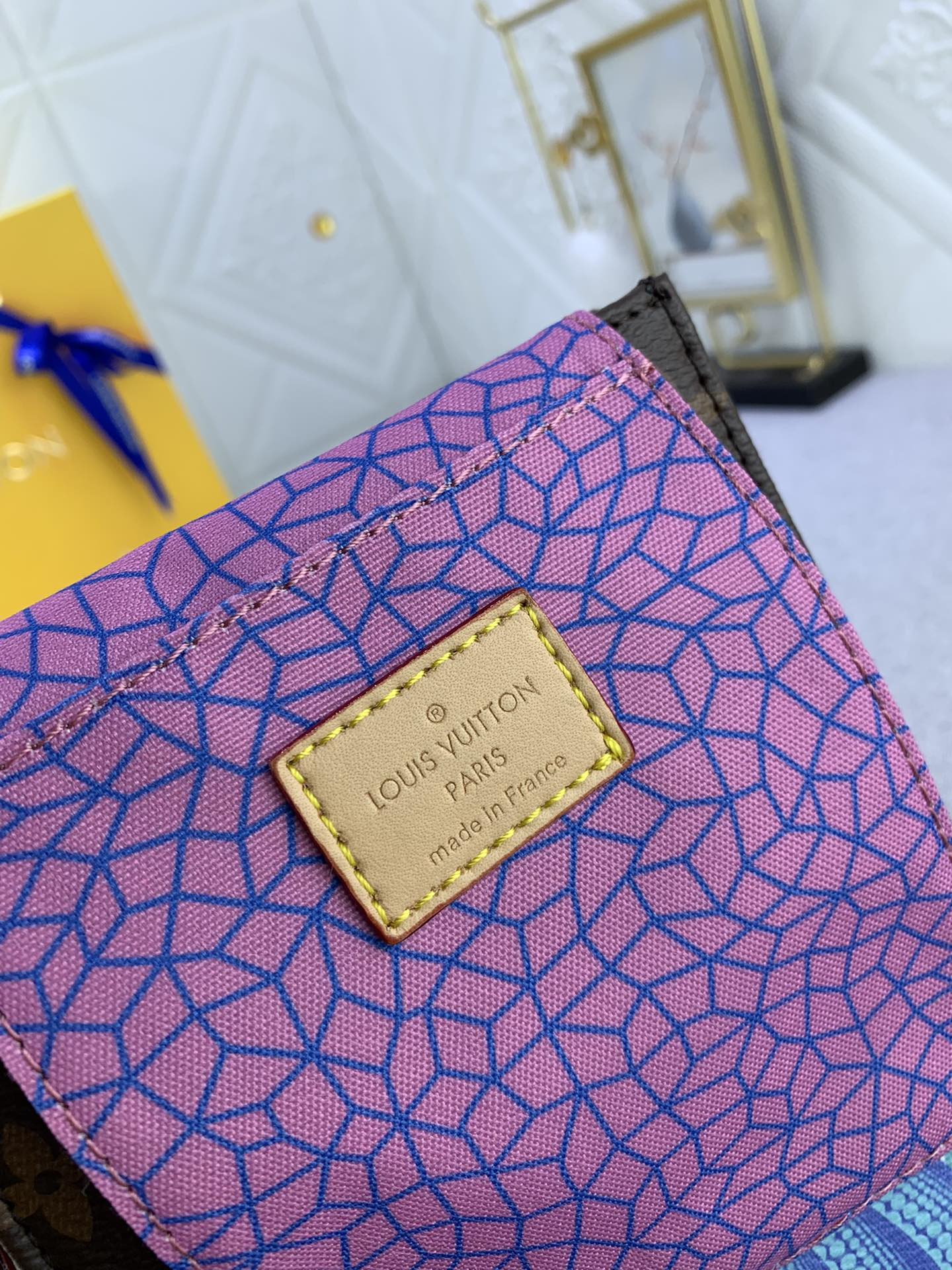 Louis Vuitton X Yk Petit Sac Plat Monogram 17Cm M82112