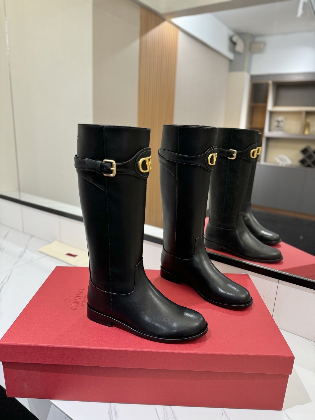 Valentino Garavani VLogo Signature Calfskin Knee Boots Black – Heel 30mm