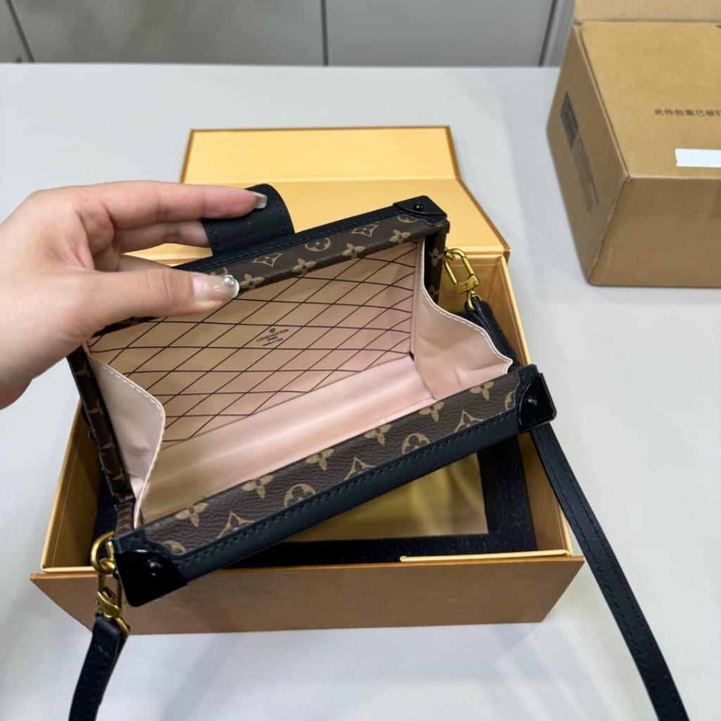 Louis Vuitton Petite Malle Monogram Dark Brown 20Cm M45943