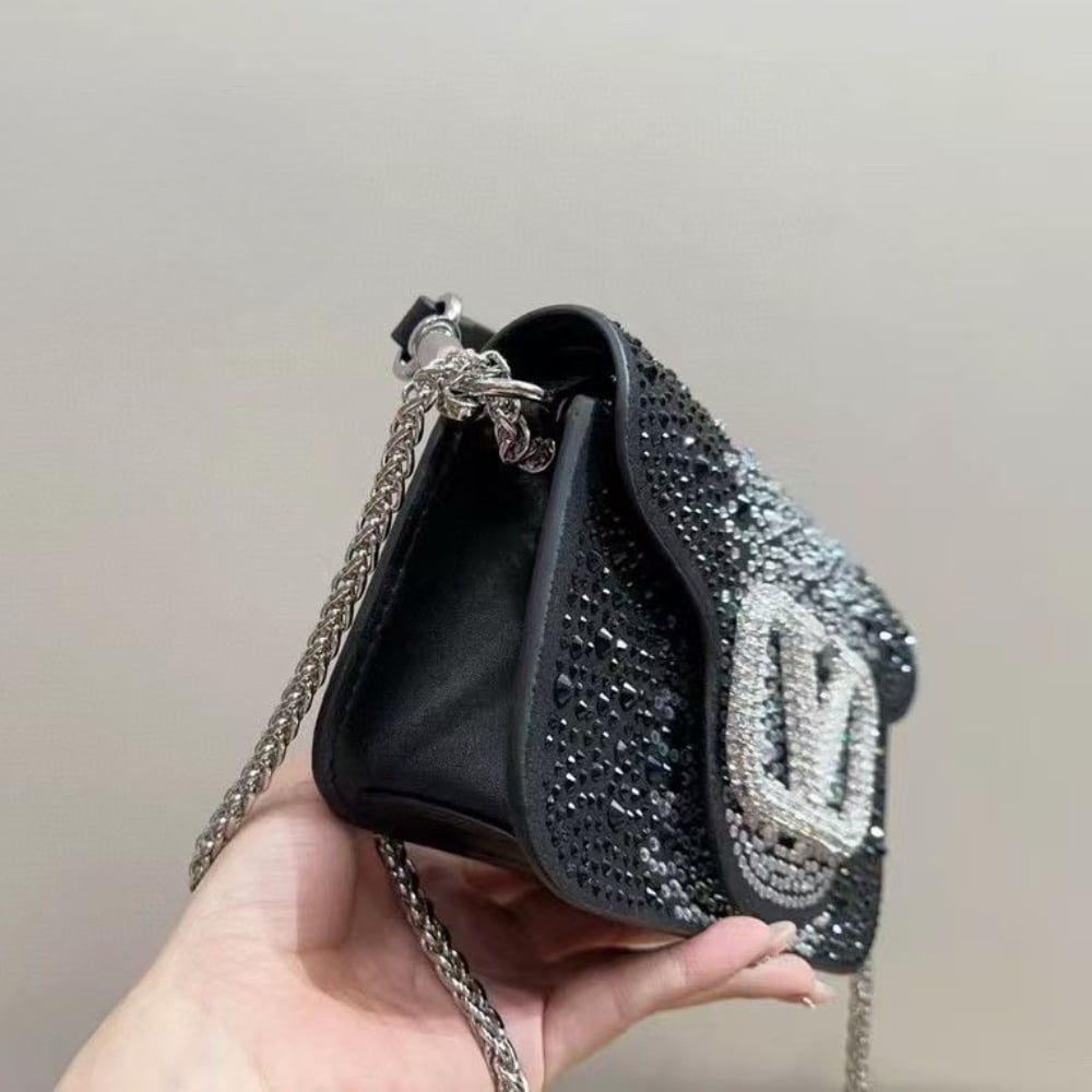 Valentino Loco Small VLogo Shoulder Bag Black 20Cm