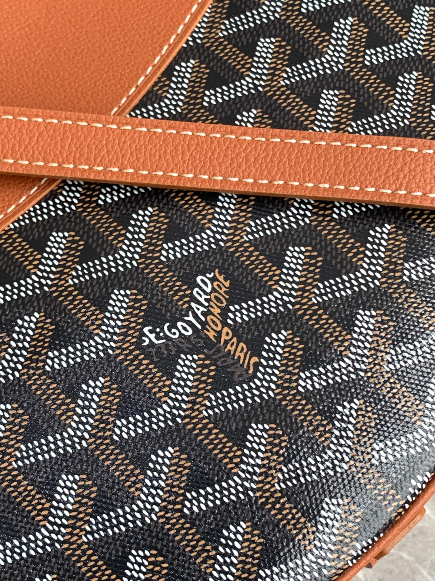 Goyard Hirondelle Bag – Bagistry Closet 25cm Black & Tan