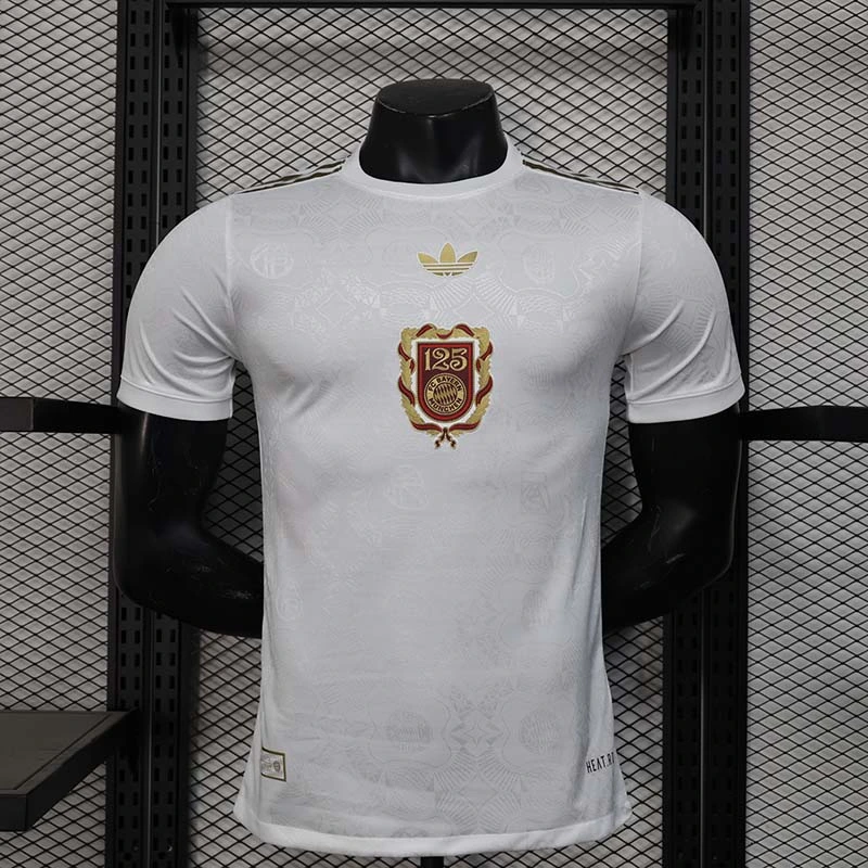 Player 2024-25 Bayern Munchen 125th anniversary white Football jersey