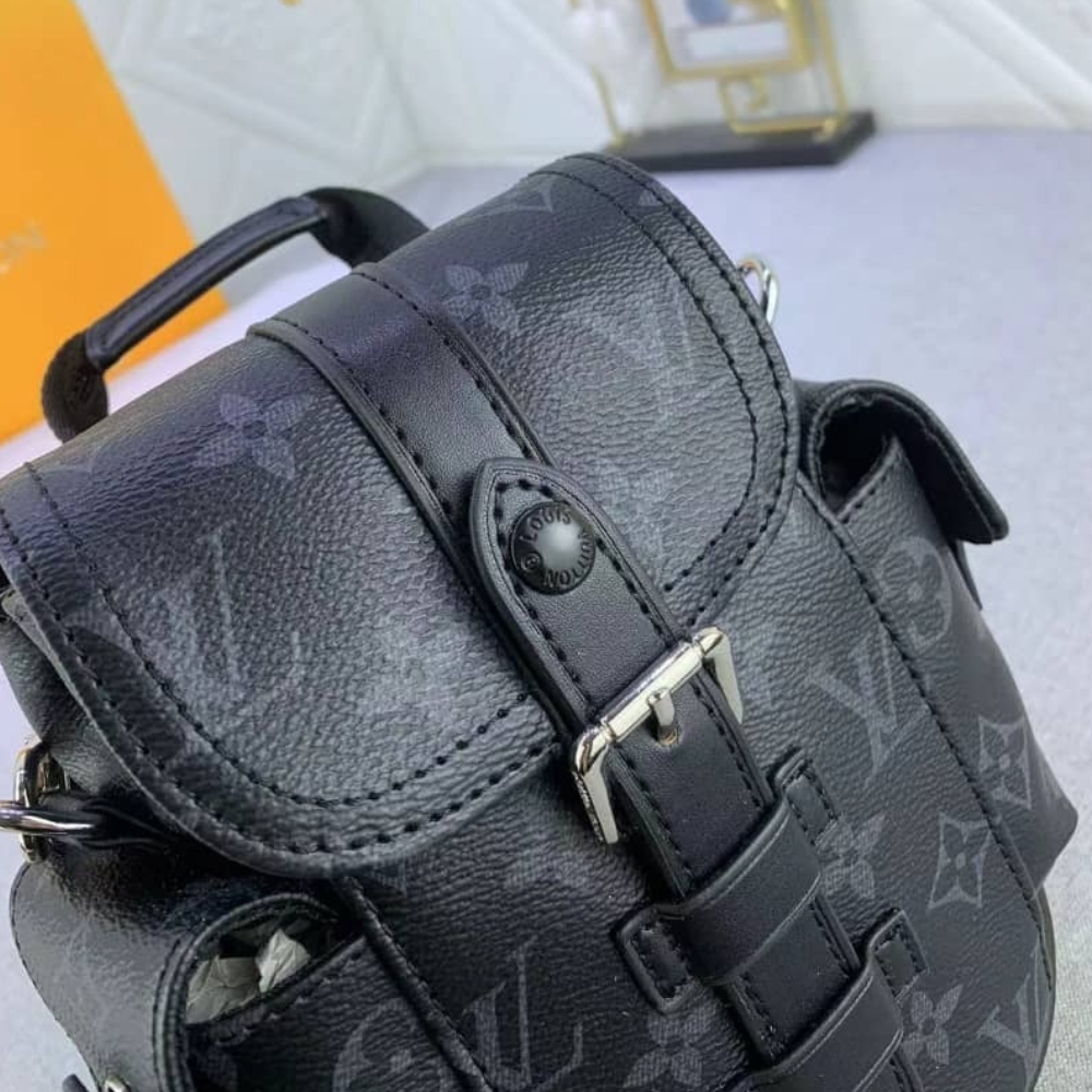 Louis Vuitton Nano Christopher 14Cm M82769