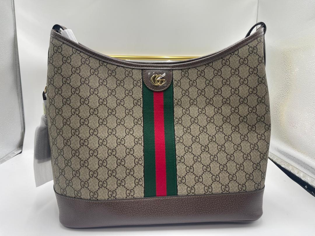 Gucci Ophidia GG Medium Shoulder Bag