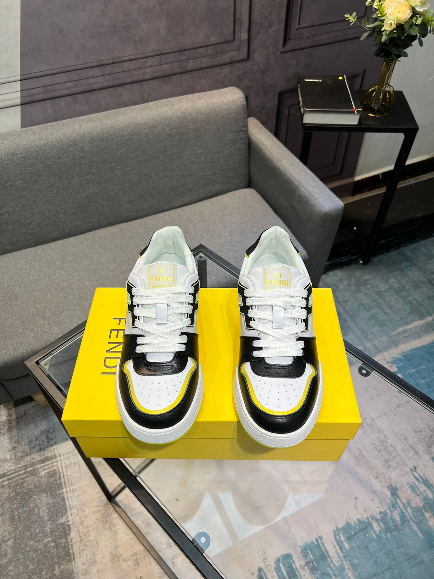 FENDI CASUAL SNEAKERS