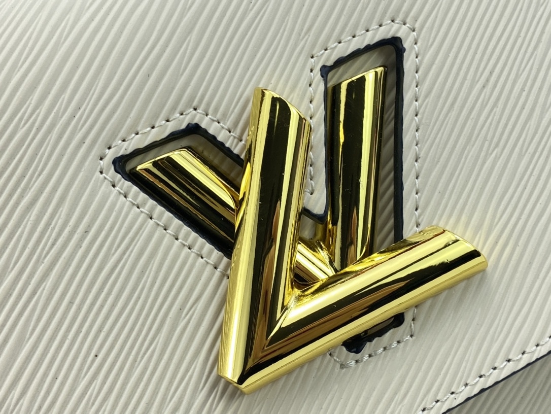 Louis Vuitton Twist Pm White 23Cm M59761