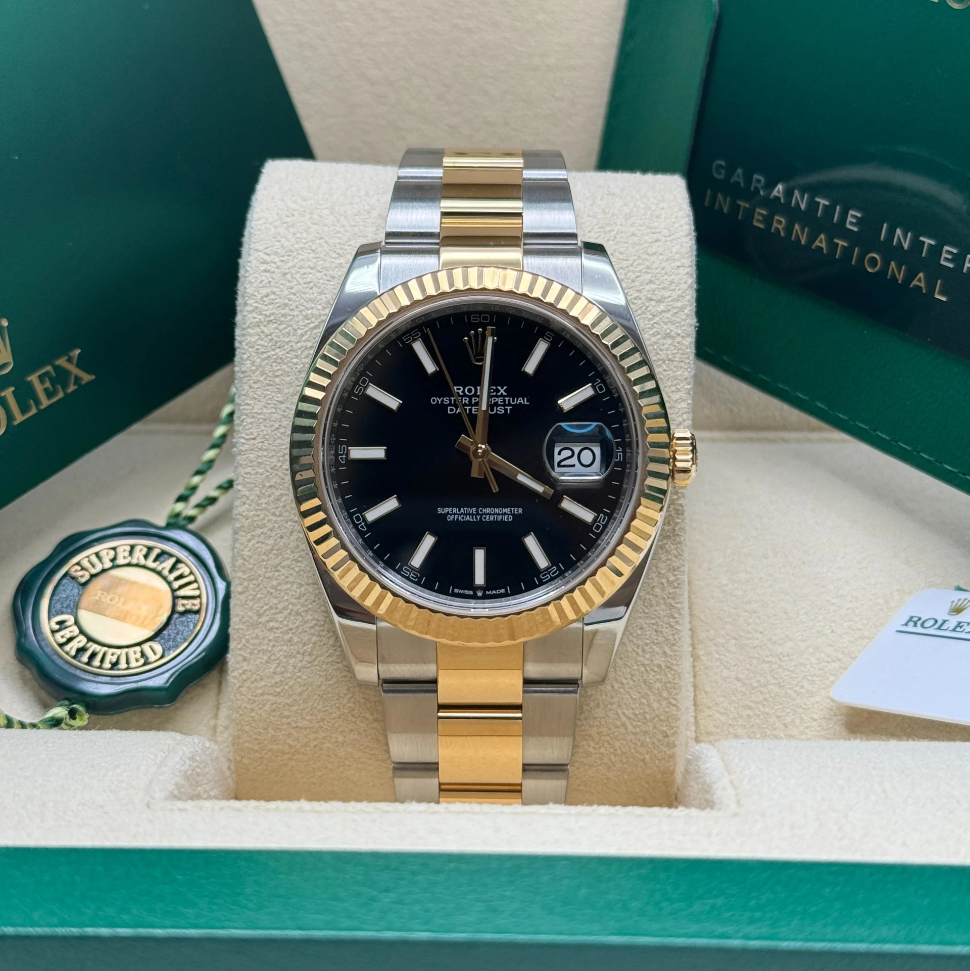 【Super Clone】RLX  Datejust 41mm Two-Tone Yellow Gold Fluted Bezel Black Index Dial Jubilee - 126333