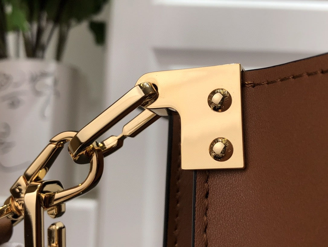 Louis Vuitton Dauphine Mm 25Cm