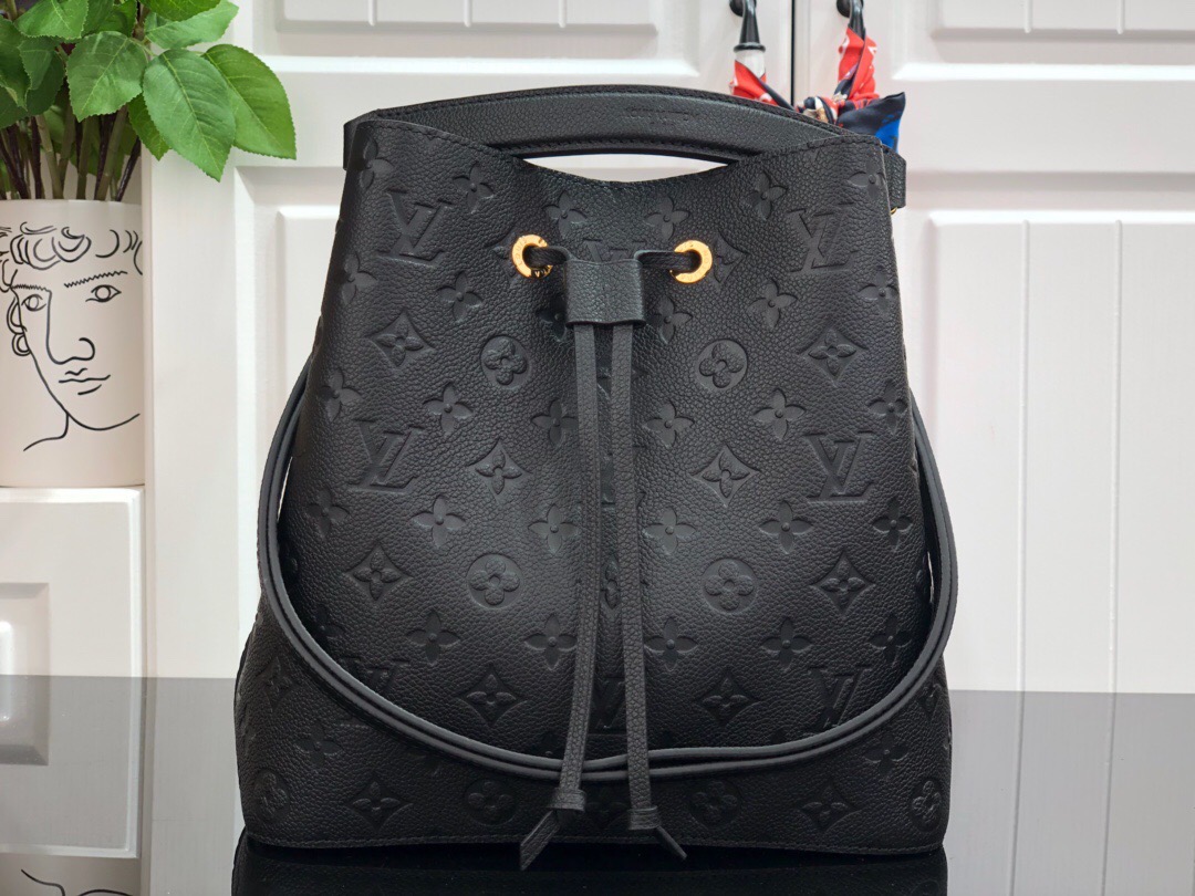 Louis Vuitton N Ono  Mm Bucket 26Cm Black M45256