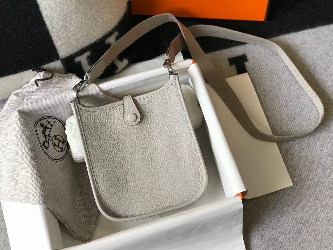 Evelyn 16-29 Custom-made
