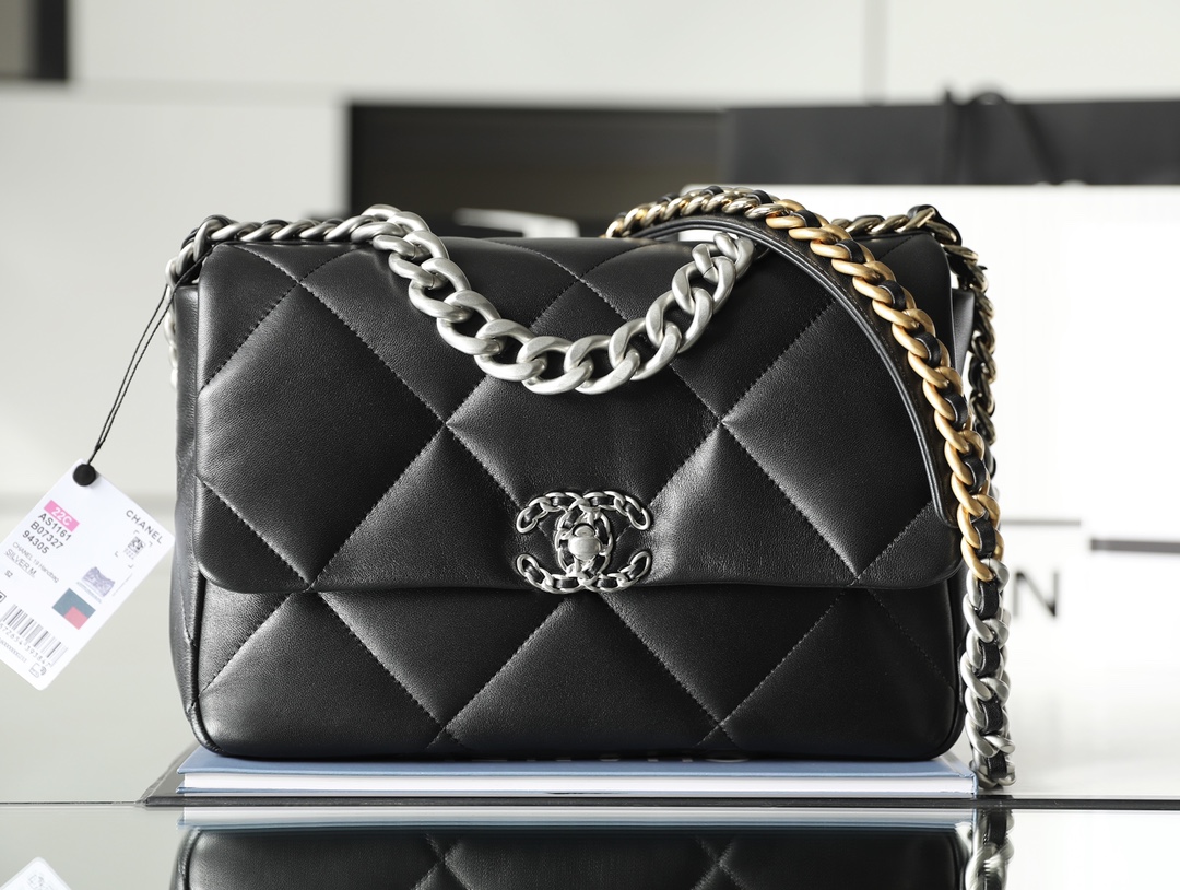 Chanel 19 Flap Bag Black 30cm
