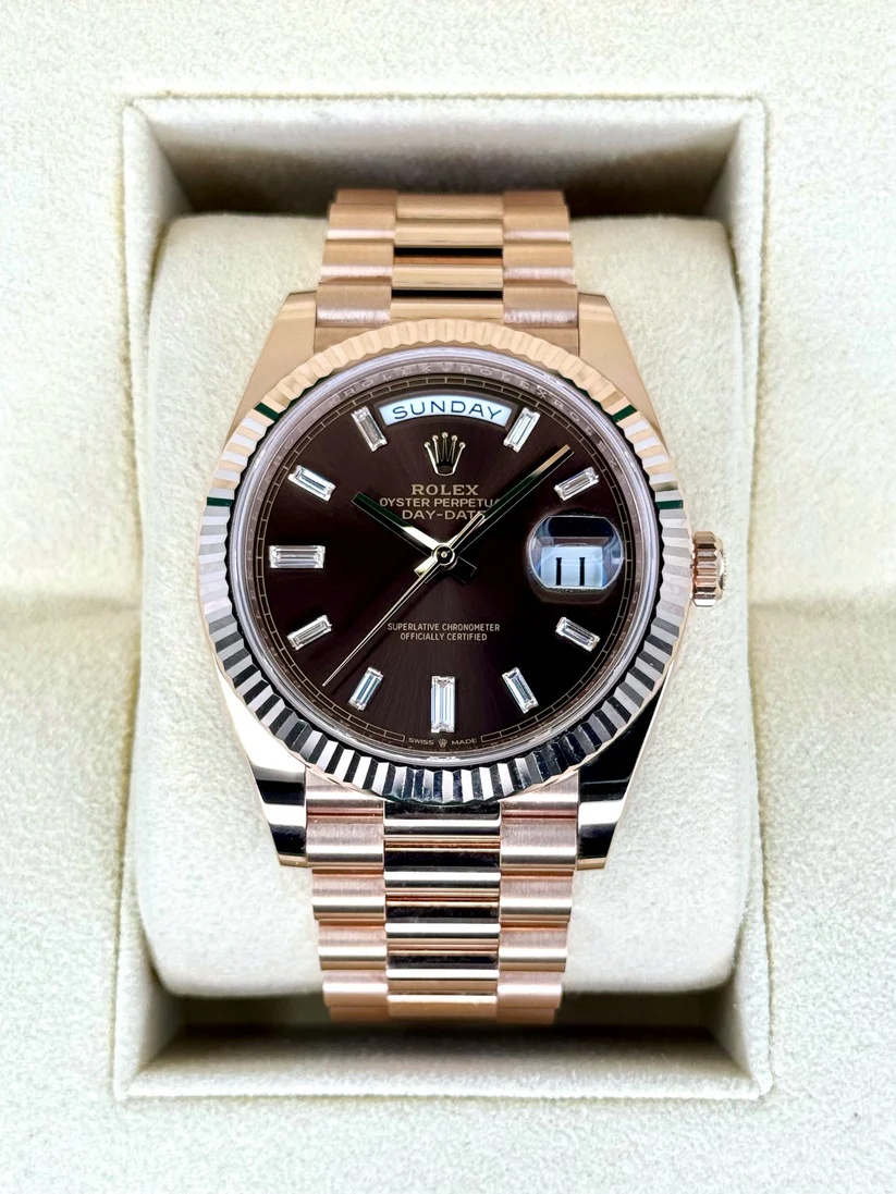 【Super Clone】RLX  Day-Date President 40mm Everose Gold Chocolate Diamond Baguette Dial - 228235