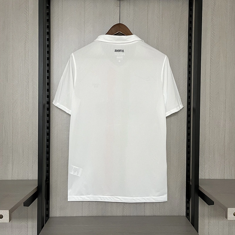 Retro 2010-11 Juventus Away Football jersey retro