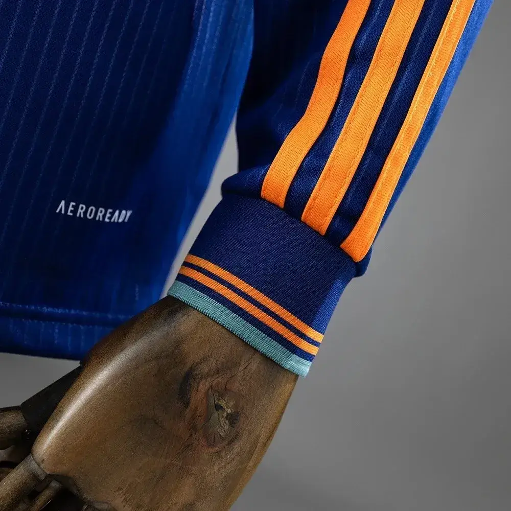 Newcastle United Third Away Long Sleeve Soccer Jersey 2025/26