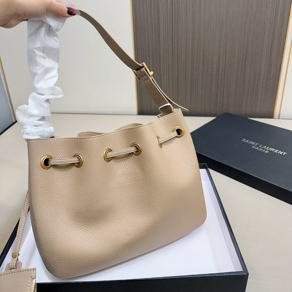 Saint Laurent Paris Vii Hobo Bag Beige 30Cm