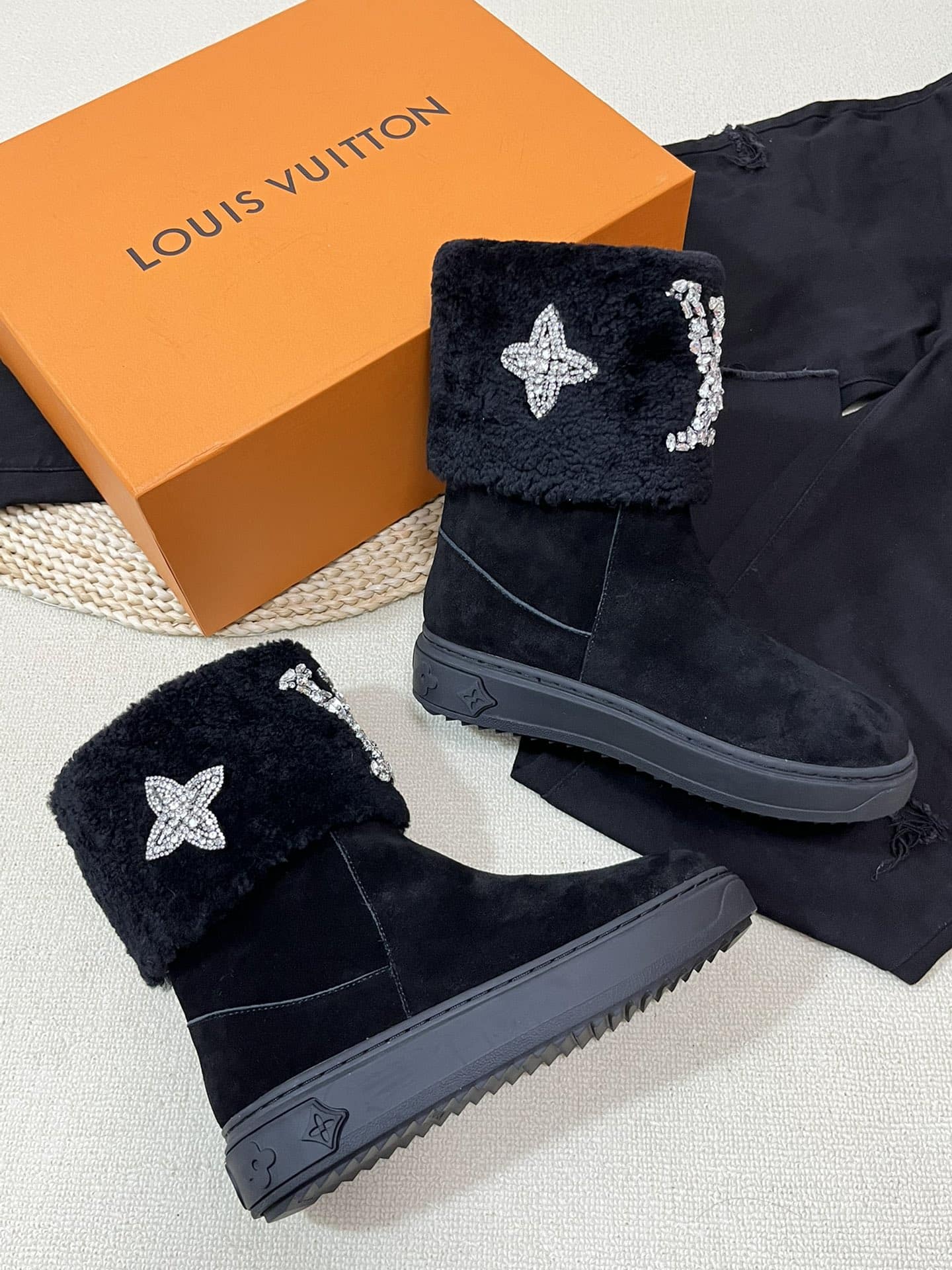 Louis Vuitton Ankle Boot Studded With Diamonds Black