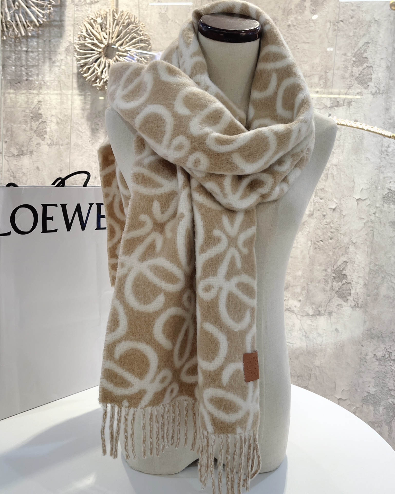 𝐋𝐨𝐞𝐰𝐞-Wool scarf-Yellow-brown