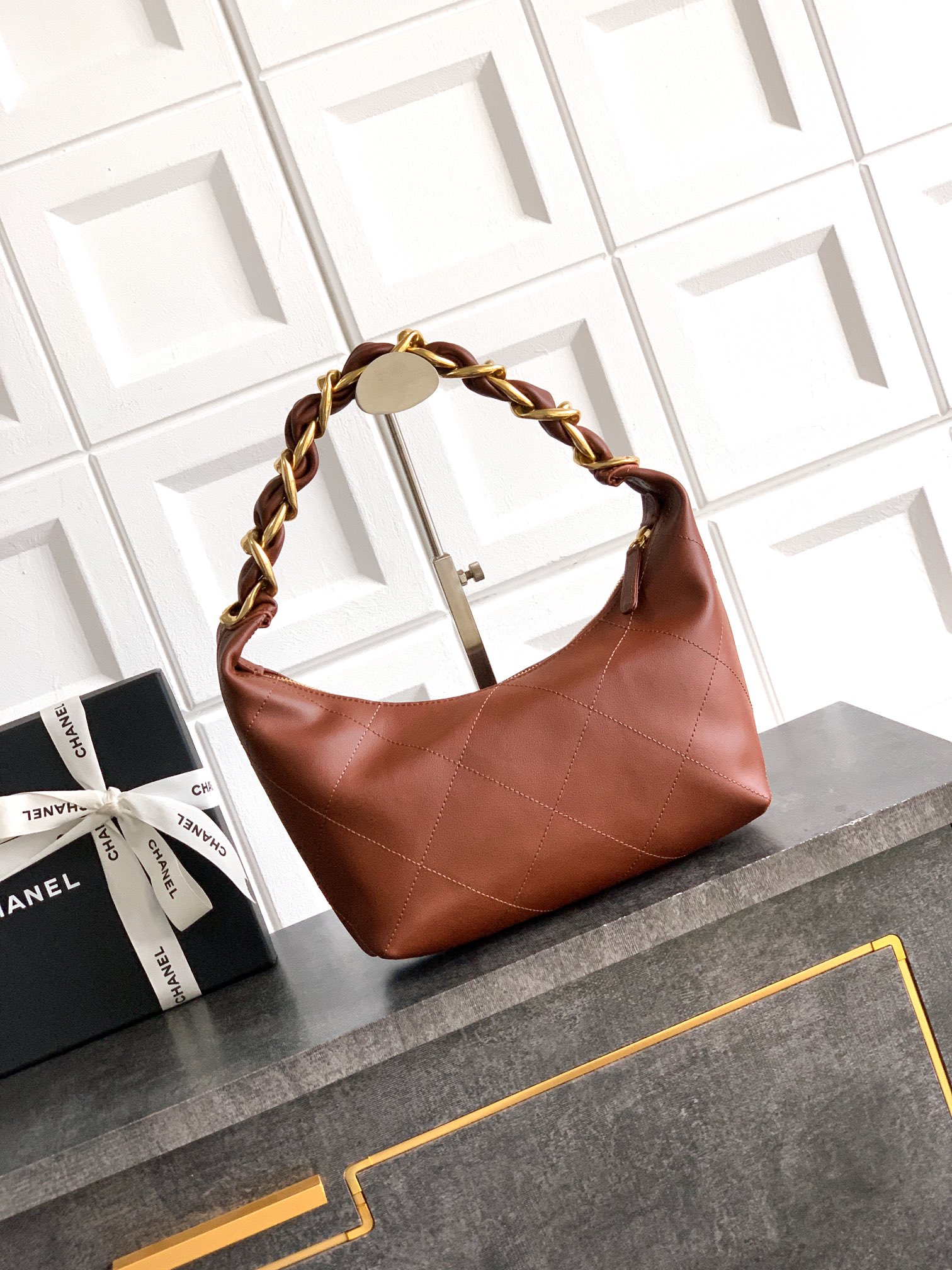 CHANEL 25K Hobo Bag