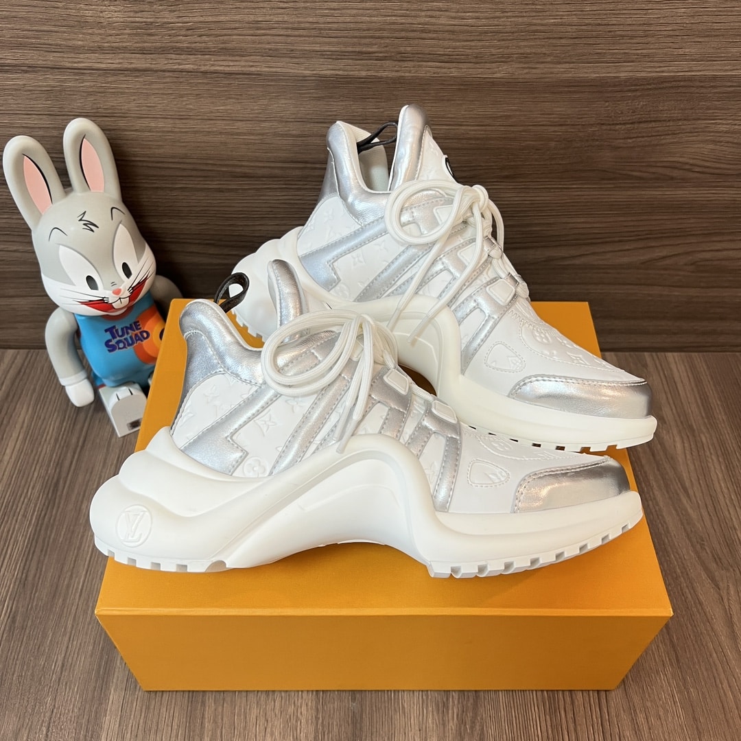 Louis Vuitton Archlight Sneaker Silver 1Abvfn