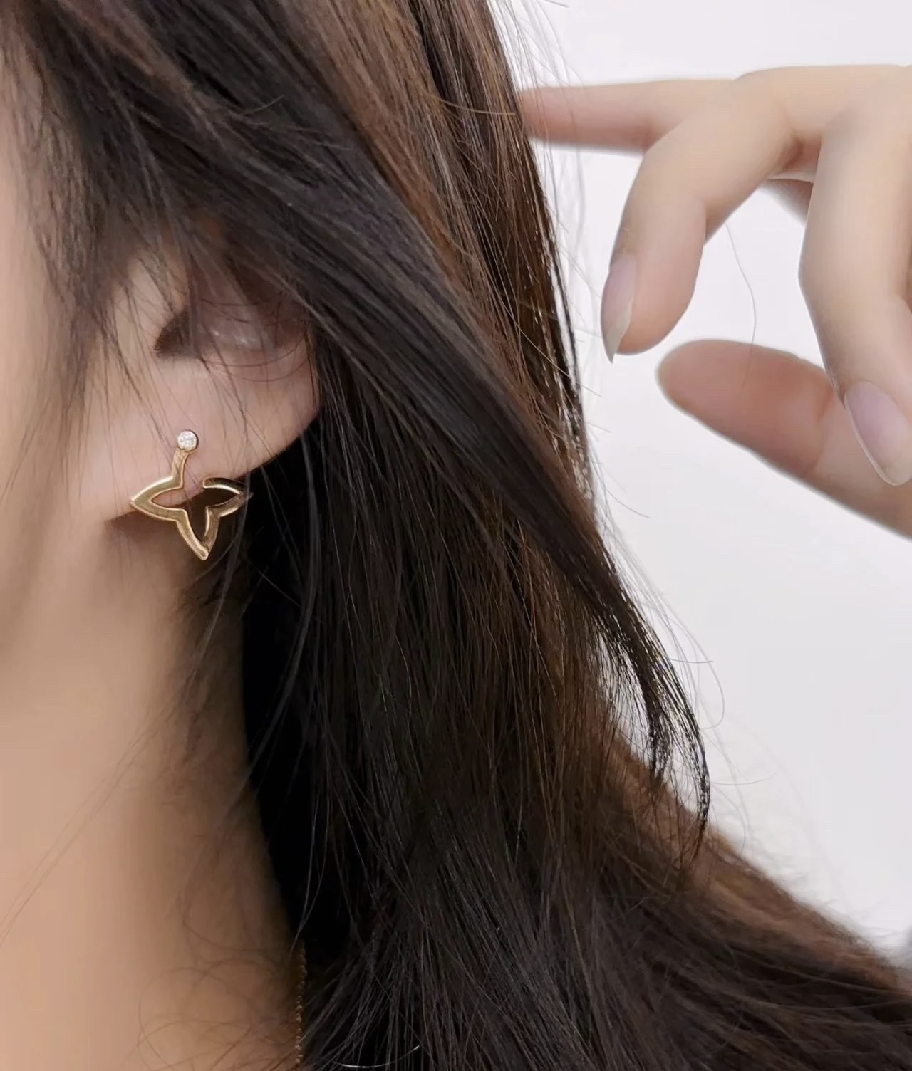 earring