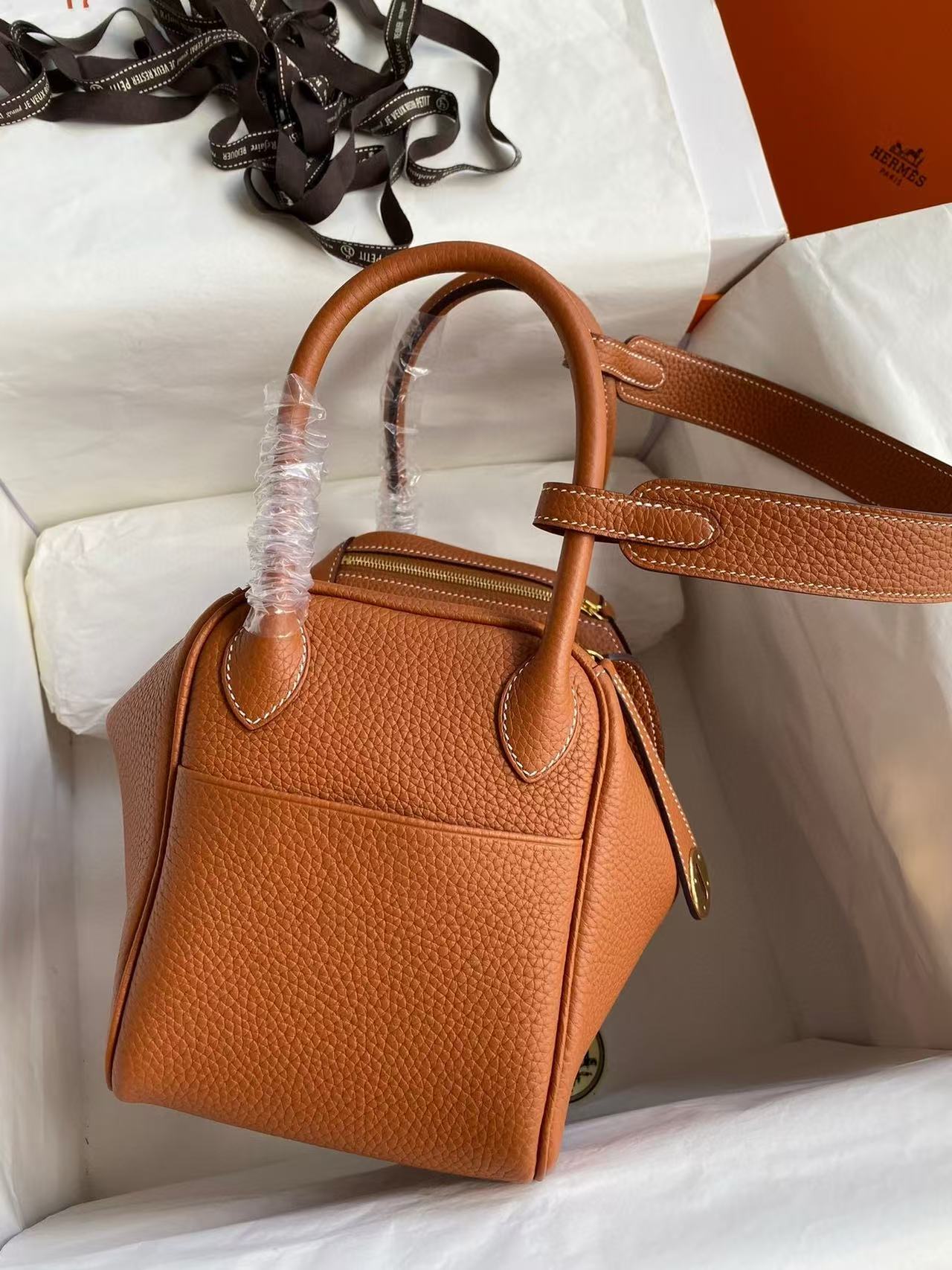 Lindy 19-26 customize
