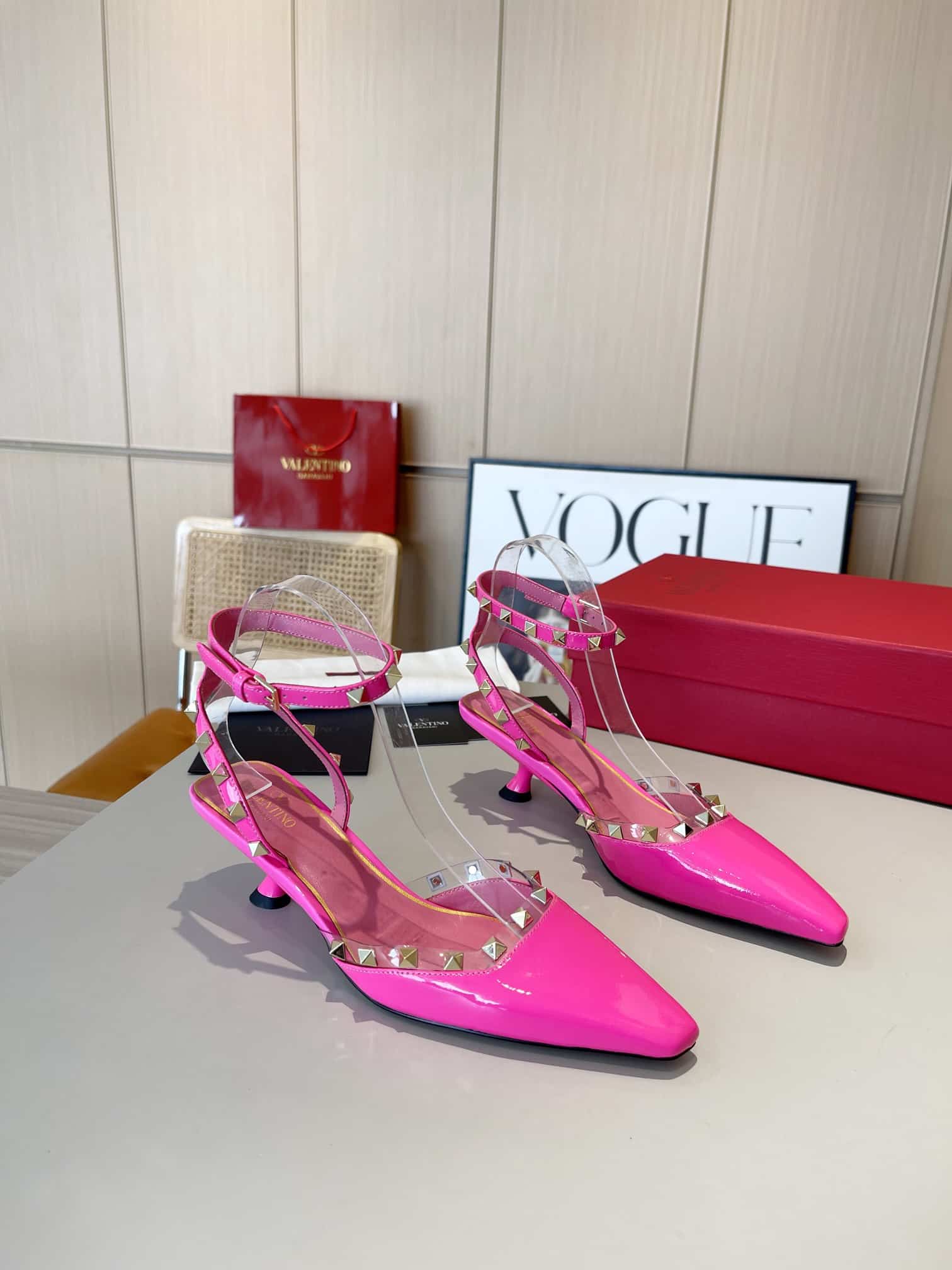 Valentino Garavani Rockstud Couture Pumps Pink