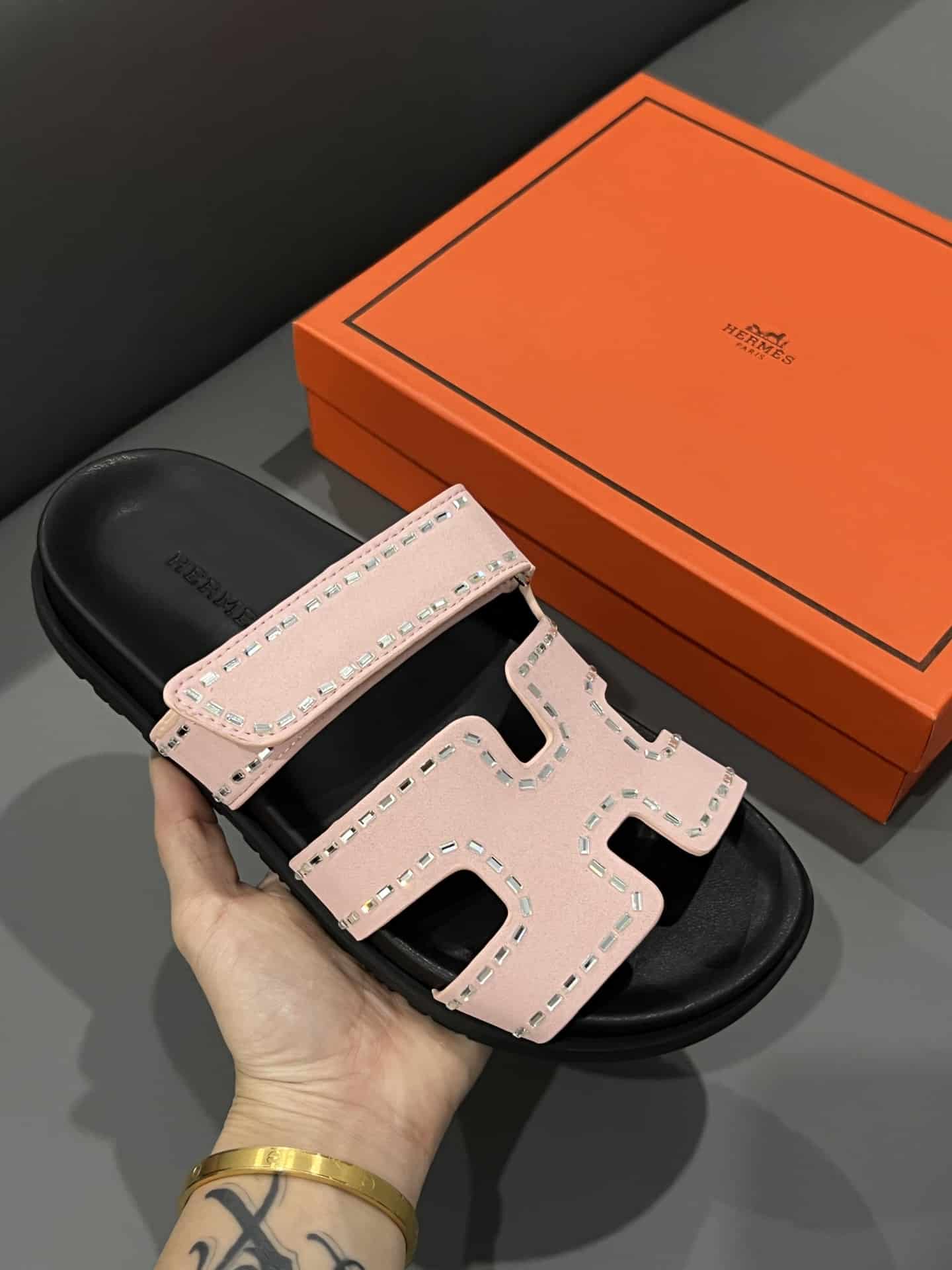 Hermes Chypre Sandal Suede Crystal Pink