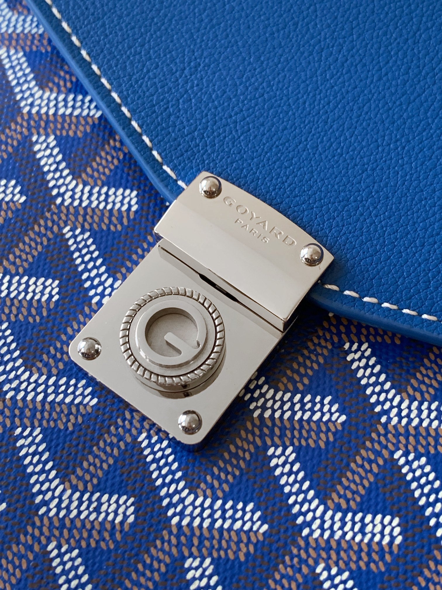 Goyard Chypre Wallet-Pouch 21 Cm Sapphire Blue Goyardine Canvas And Calfskin