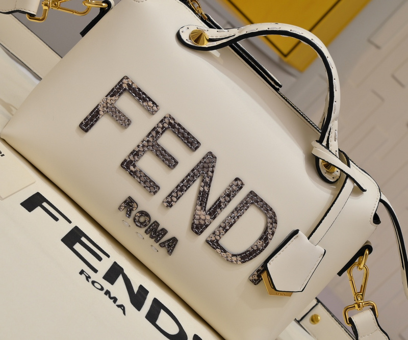 Fendi By The Way Medium White 27cm