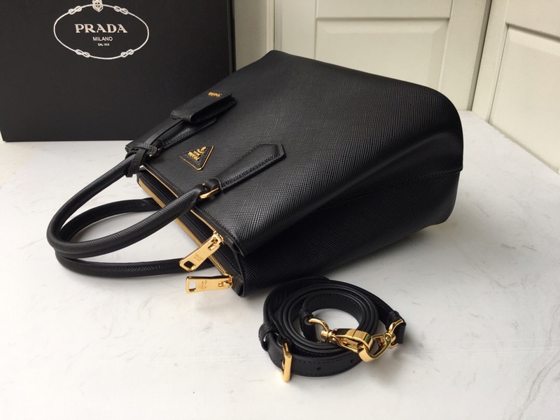 Prada Large Galleria Saffiano Leather Bag In Black