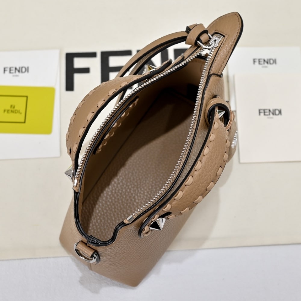 Fendi By The Way Selleria Medium Beige 20Cm