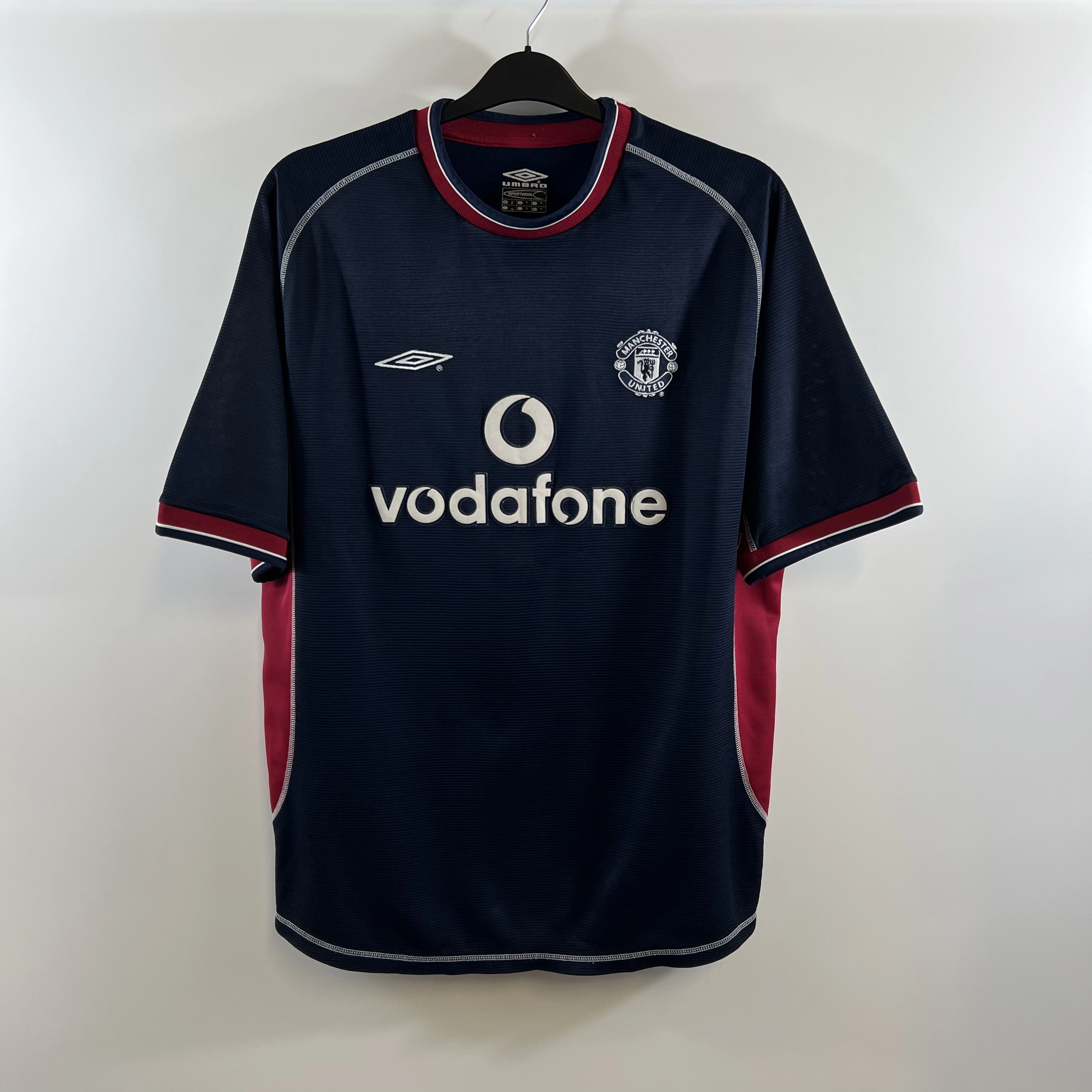 Retro 2000-01 Manchester United 2 Away Football jersey retro