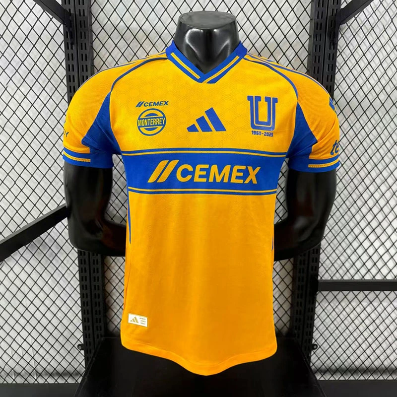 PLAYER 2025-26 Tigres UANL Home Football jersey