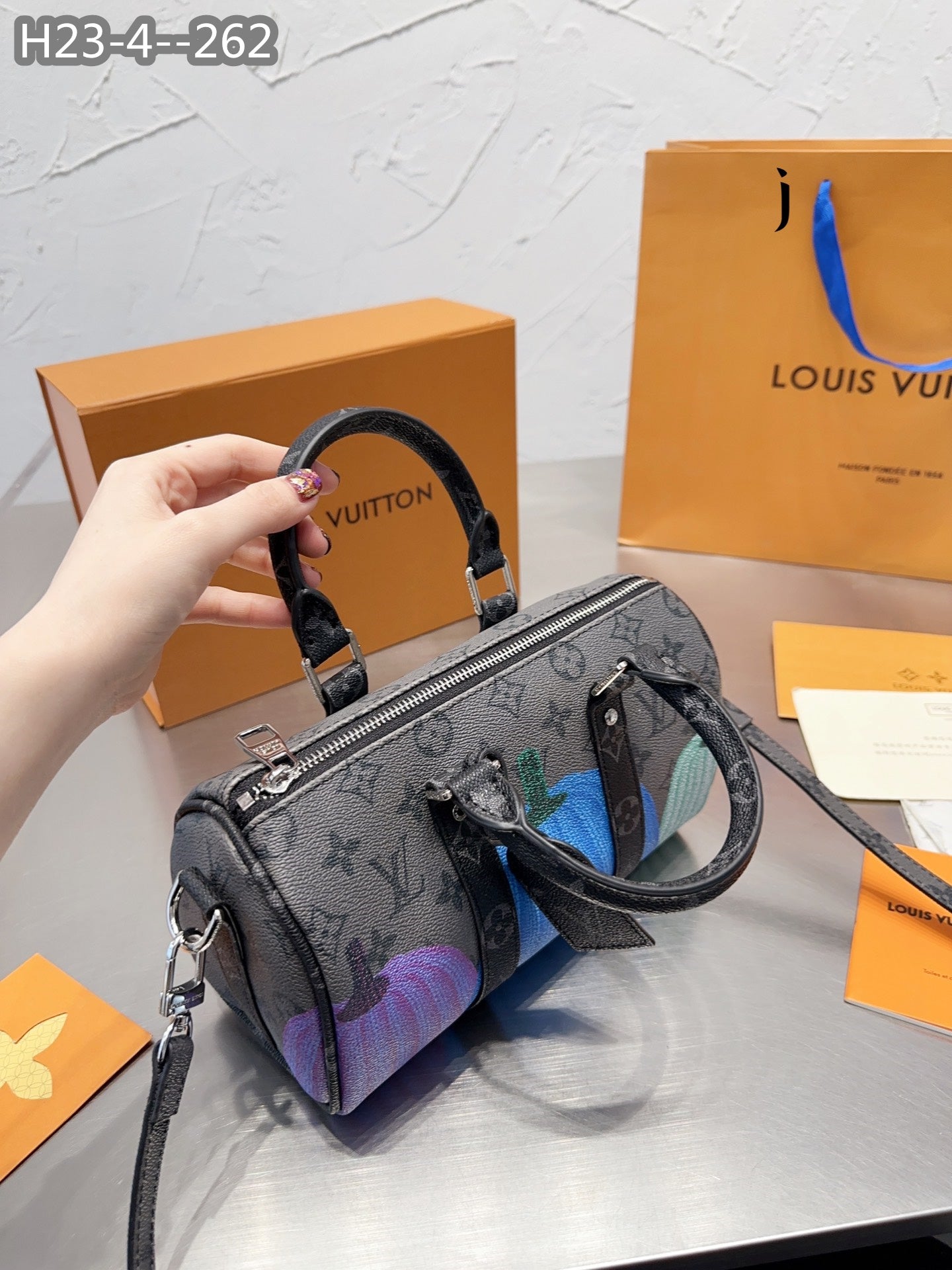 Louis Vuitton X Yayoi Kusama Keepall 25 Pumpkin Print M46437