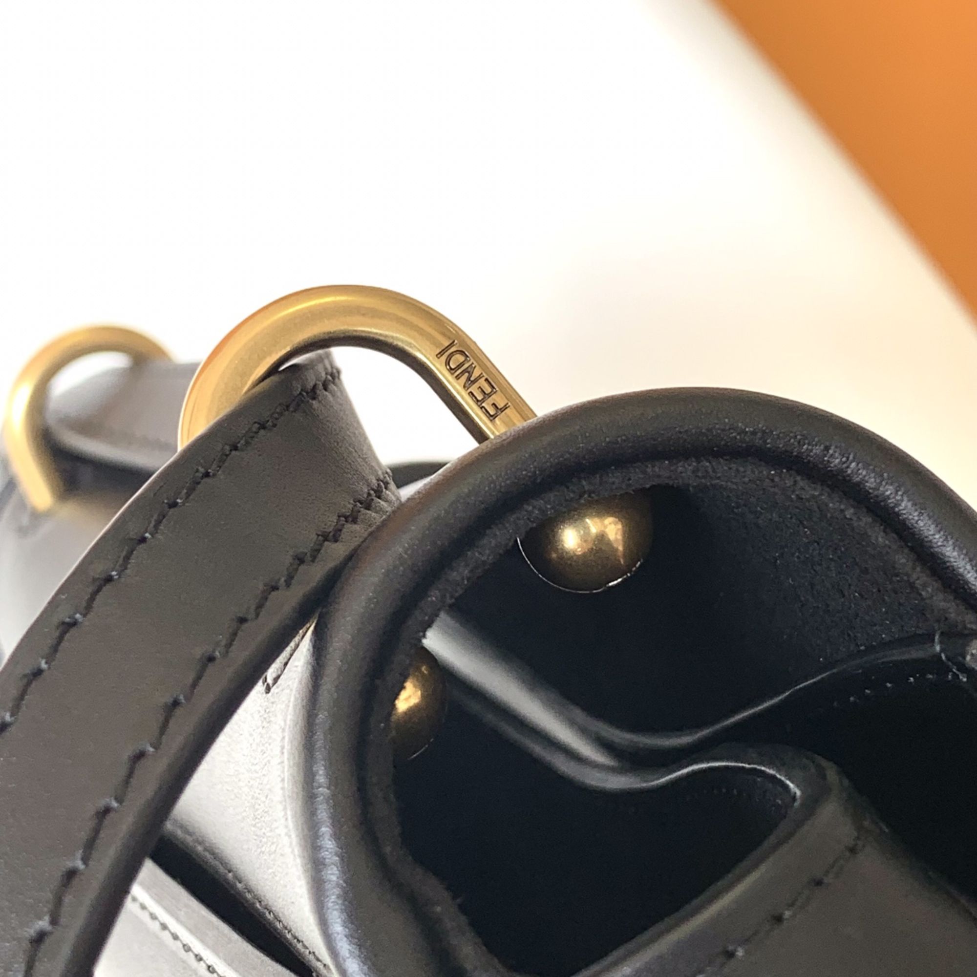 Fendi C’mon Medium Shoulder Bag Black 21cm/ 8.3in