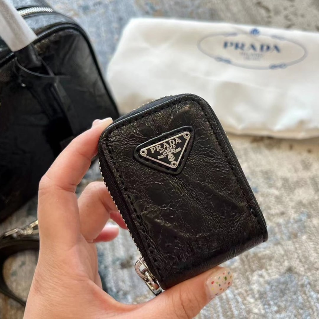 Prada Antiqu Handle Bag Black 25Cm