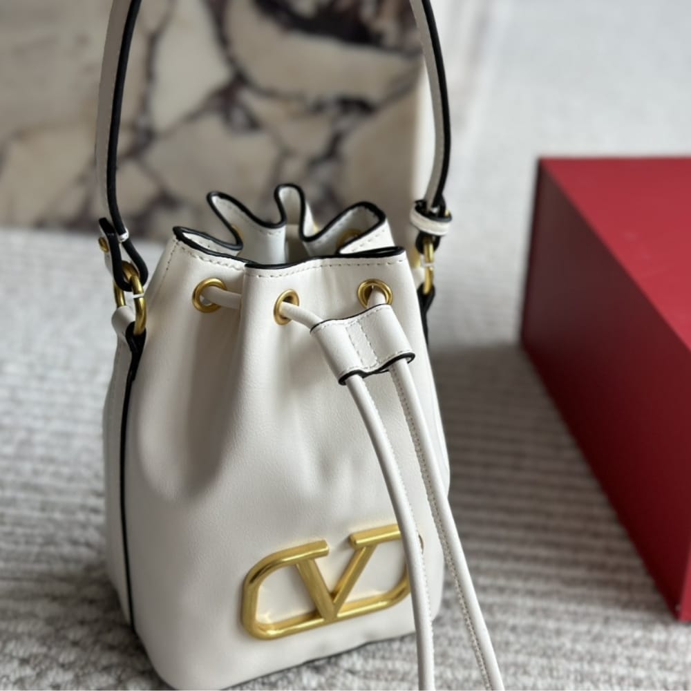 Valentino Mini VLogo Signature Bucket Bag In Nappa Leather White 22Cm 3W2P0Z44Vnl 098