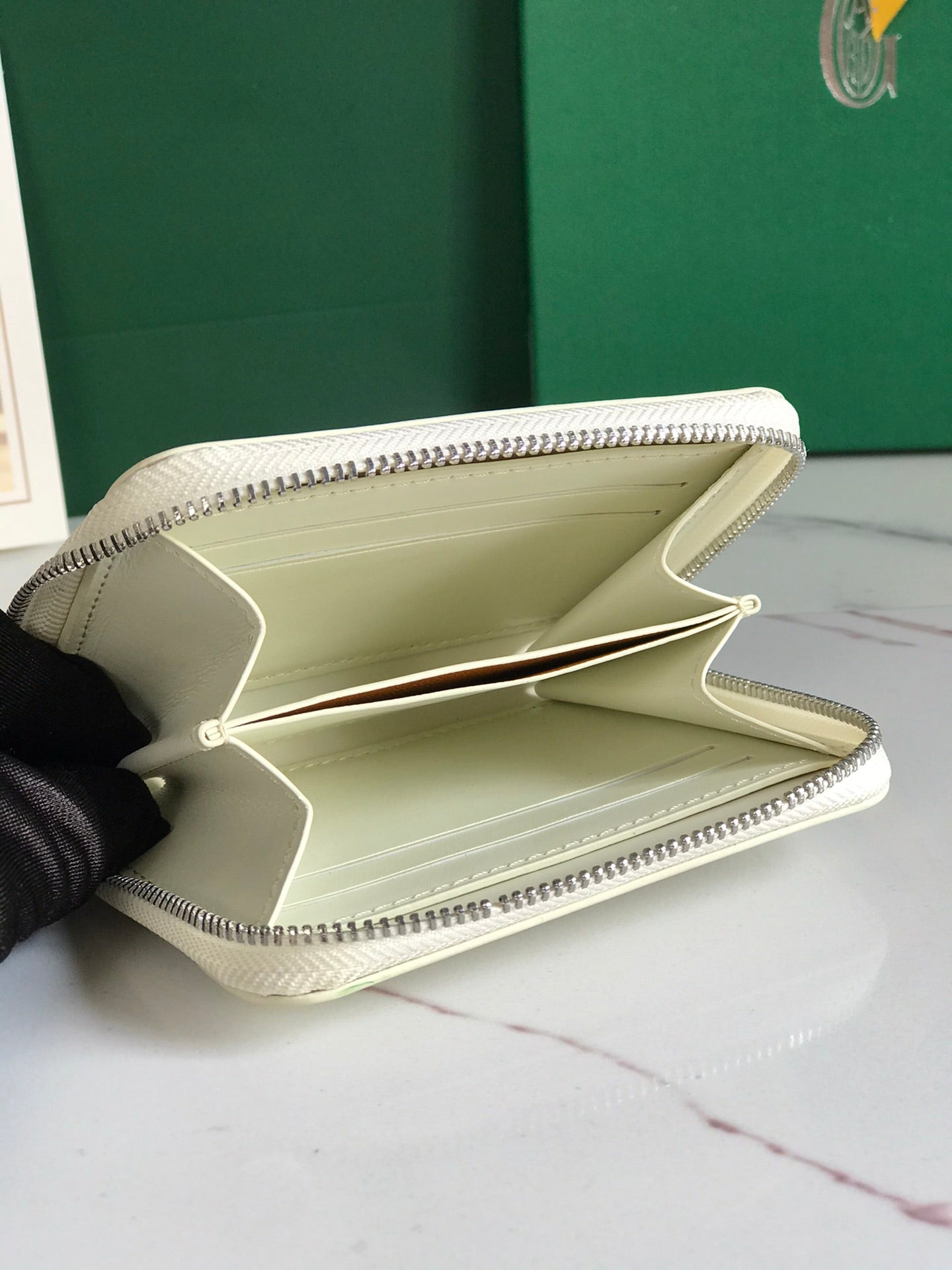 Goyard Matignon Mini Wallet 11cm White Goyardine Canvas And Calfskin