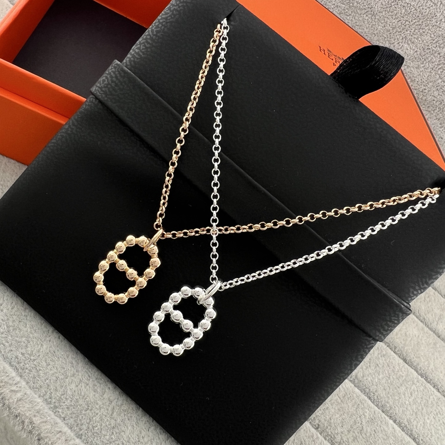 beaded clasp necklace