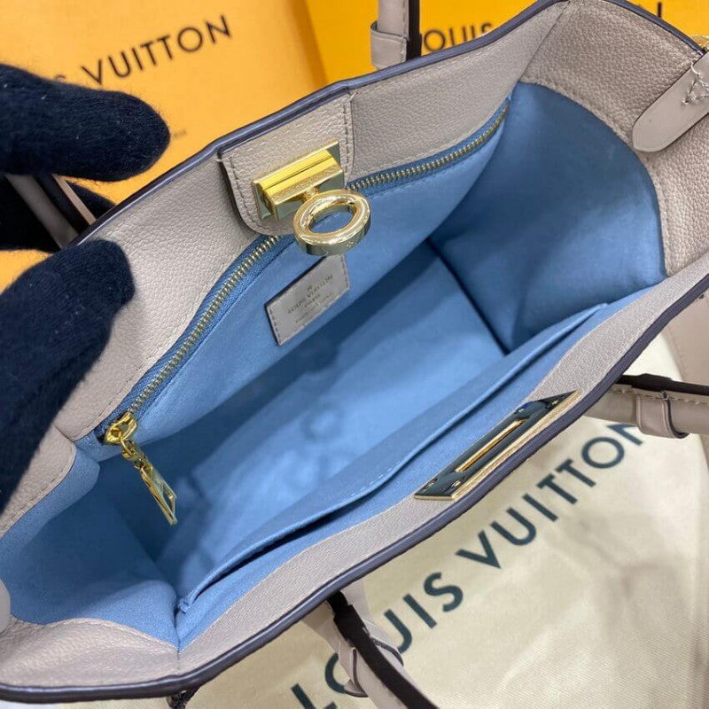 Louis Vuitton On My Side Pm 25Cm Greige