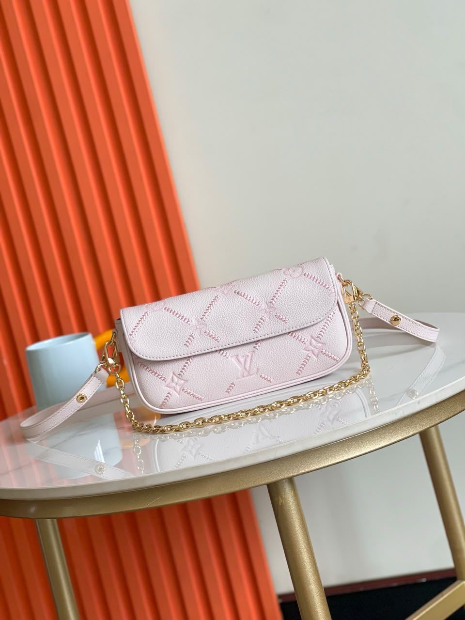 Louis Vuitton Ivy Bag Light Bliss Couture Cream 23.5cm M29502